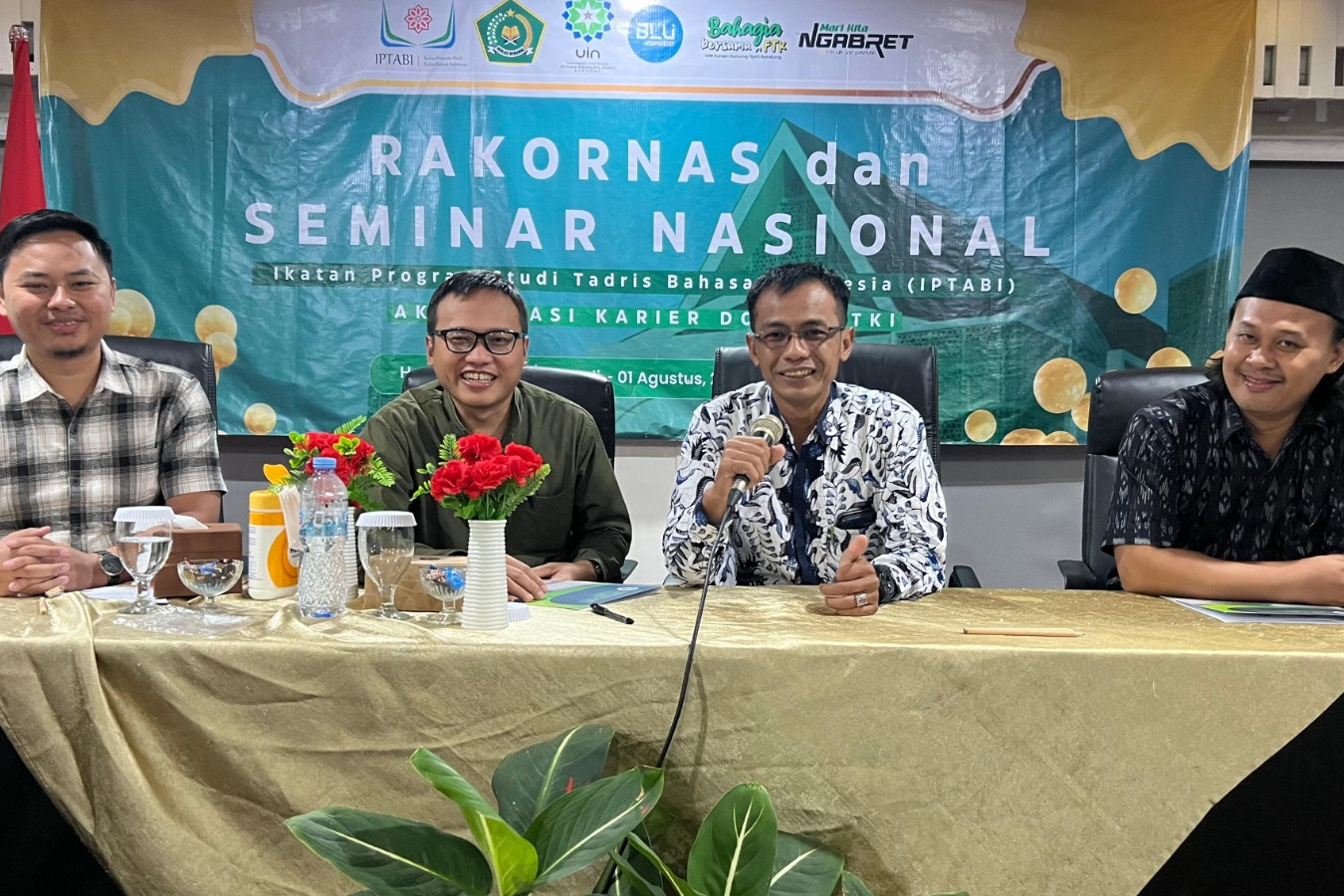 SUKSES DIGELAR, KAPRODI DAN SEKPRODI TBIN IAIN MADURA HADIRI RAKORNAS DAN SEMINAR NASIONAL IPTABI KE-2 DI BANDUNG