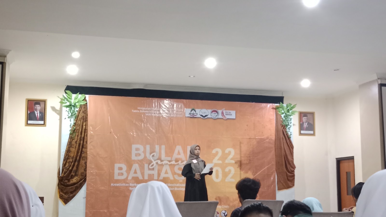 Semarak bulan bahasa; HMPS TBIN rayakan dengan lomba baca puisi